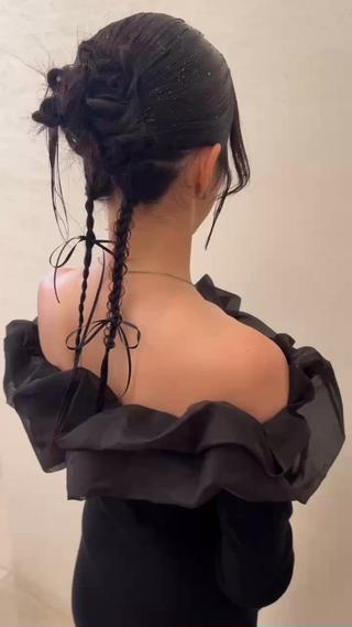 ロング 安田 美由紀のヘアスタイル