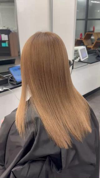 ロング カラー ✨レイヤーカット/透 名感カラー特化✨のヘアスタイル