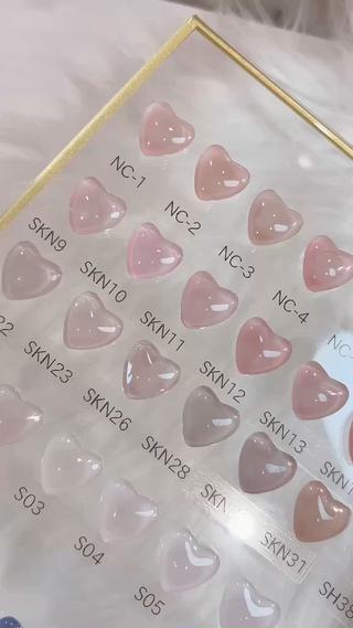 ちゅるんカラー、豊富に取り扱いございます
パーソナルカラーに合わせたい方にもピッタリです

ワンホン/ちゅるん/中韓/大人ガーリー

自爪に馴染むちゅるんカラーが豊富...

施術後は可愛いお写真撮影を致します⟡.·
撮影小物のお持ち込み可能⟡. 