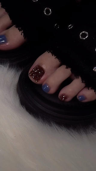 ブラウンのフラッシュ×スカイブルー 