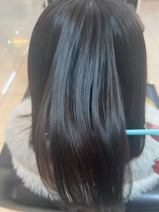 アッシュブラウン
＋トリートメントでツヤツヤに𓂃‪ 