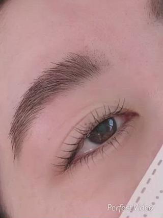 上下ラッシュリフトで更に華やかになります。
目の輪郭もはっきりしますよ