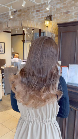 ミルクティーベージュ
グラデーションカラー 