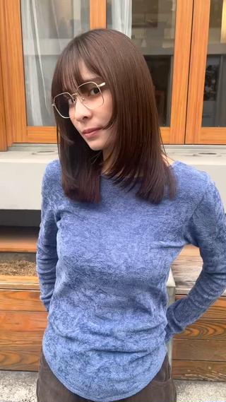 人気な顔まわりのレイヤーでワンカールでもおしゃれに可愛くなります 