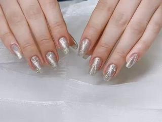 カラー L&Y Nail salonのネイルデザイン