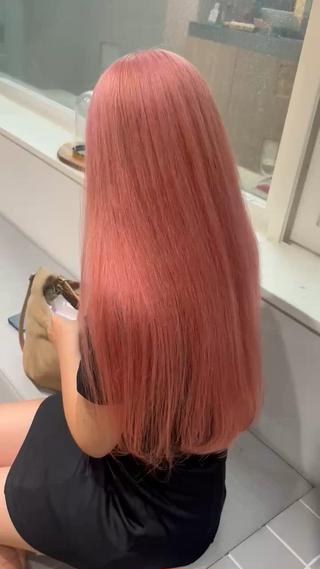 ロング カラー るか/ハイトーン🩵 /ダブルカラー🌟のヘアスタイル