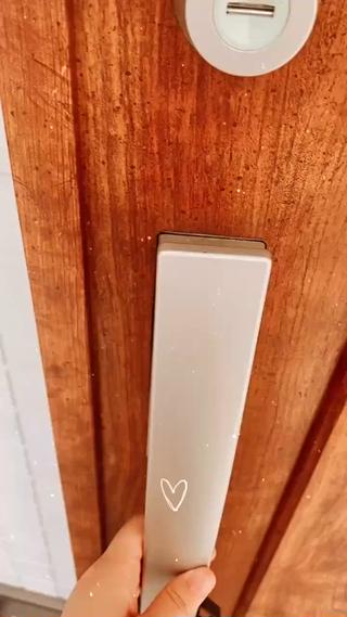 玄関を開けた時の当サロンの雰囲気 