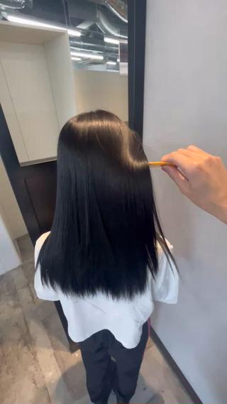 ヘアエステするだけで毎日が楽に！髪が綺麗に！
美髪目指しませんか?
トリートメントでは治せないものを治します！ 