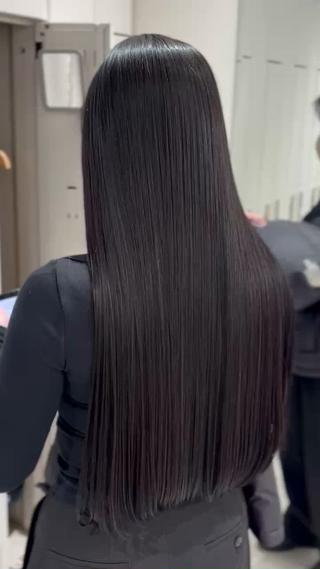 ロング Unami shibuya所属・Unami 渋谷 Mayukiのヘアスタイル