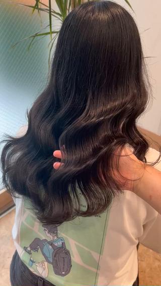 トリートメントブローしたあとスタイリングも可能です 