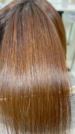 【髪の傷みを綺麗にしたい方、クセの強い方向け】髪質改善診断＋オートクチュール美髪縮毛矯正＋艶カット＋髪質改善プラチナムトリートメント　(特別なヘアケア剤２種) 