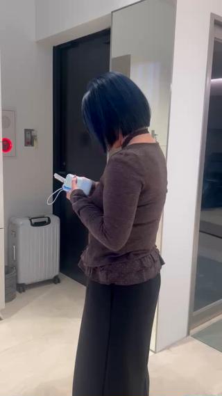 ワンブリーチで作る深みあるブルー