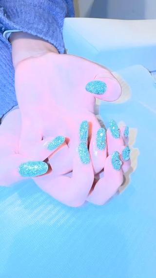 ネイル 濱岡 咲のネイルデザイン