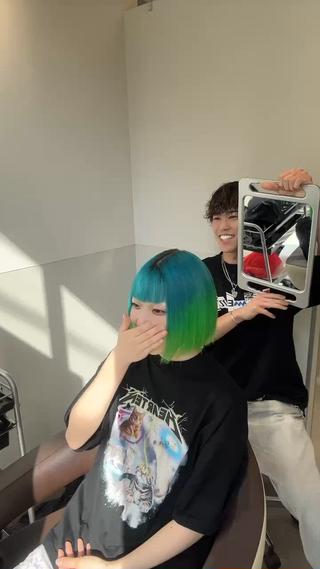 ボブ 、ショートカット無料でご案内出来ます！
11月21日 金曜日 18時 19時ご案内出来ます！
この機会に是非お待ちしております！ 