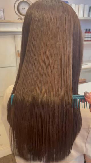 セミロング パーマ ラティアンヌイグレック所属・豊中/髪質改善/ レイヤーカットミヅキのヘアスタイル