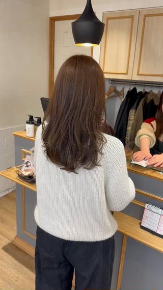 ロング カラー パーマ ヘアアレンジ メンズ キッズ レイヤーカット 🌿透け感カラーのヘアスタイル