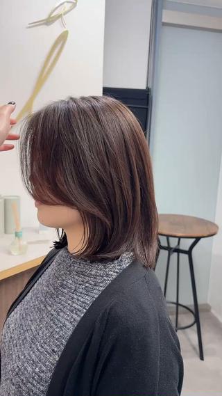 少しレイヤー入れて、動きのある髪型！ 