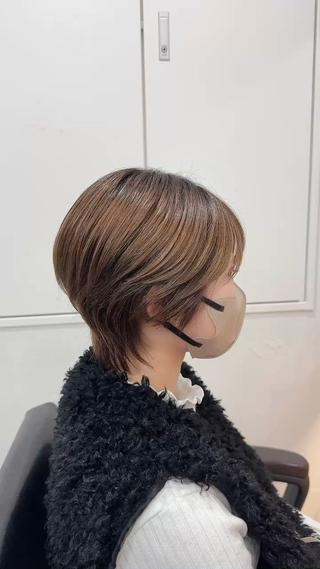 ショートウルフ
周りと被らないスタイルで可愛いです 