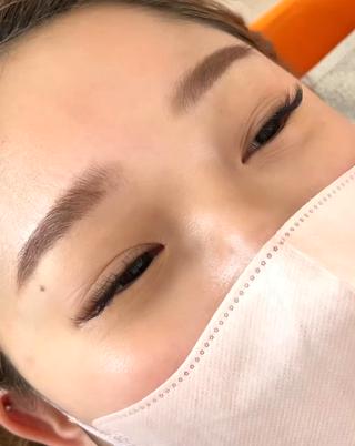 黒目上を長めにしたパッチリデザイン
プレミアムセーブル使用
柔らかく、艶感があり、アイライン効果のある毛質
140本以上はふさふさして濃さが際立ちます
ぜひお試しください♡