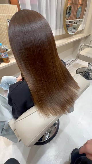 柔らかみのあるカラーにTOKIOプレミアムトリートメント
ブリーチ、縮毛履歴があるとは思えない仕上がり
ダメージ気になる方はぜひ体験されて下さい