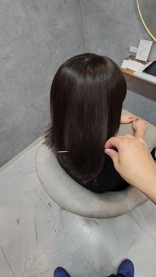 feeのトリートメントは髪の毛の内側から潤いを与えるので繰り返すほど綺麗な艶髪になります。 