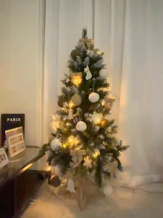 ネイル Nail salon Lycoris キキのネイルデザイン