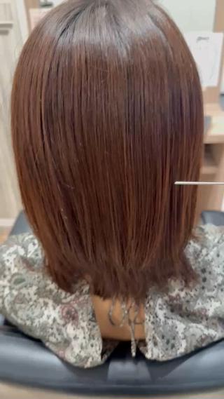 髪質改善トリートメント

ツヤが出てサラサラな髪の毛 