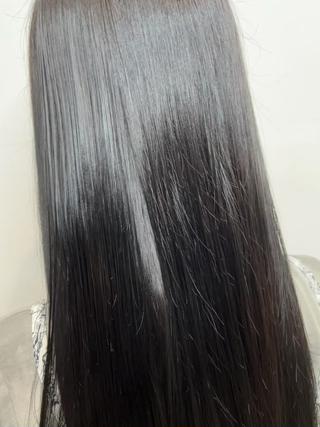 カラーや縮毛矯正を繰り返した髪でもトリートメントで黒艶髪ロングに変身^ ^ 