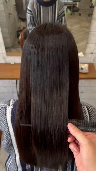 今まで髪質改善やトリートメントをしても効果を感じられなかった方参考にしてみてください

綺麗なヘアスタイルは綺麗なベース作り、過度なダメージをさせない事が大事です
◯トリートメントとストレート の違い◯

髪質改善トリートメントがオススメな方
*  ダメージで弱っている髪（ブリーチ毛も含む）
*  加齢により弱っている髪（エイジング毛）
*  ハリコシがなくなった、艶が欲しい、綺麗に髪を伸ばしたい

髪質改善ストレートがオススメな方
*  癖が気になる
*  ごわつき、広がりが気になる
*  癖による、パヤパヤした毛が気になる方（縮毛矯正をしたからといって髪が巻けないという事はありません） 