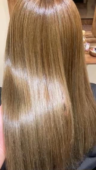 アイロンなしの状態です♪
#オリーブベージュ#ミルクティー#髪質改善#トリートメント#ロング#押上美容室 