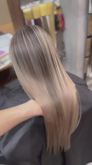 ロング カラー 難波ブリーチカラー 伊藤洋輝のヘアスタイル