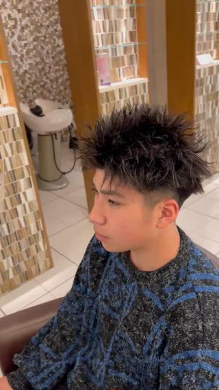 パーマ メンズ 郡山駅前メンズ特化 岩﨑大翼のヘアスタイル