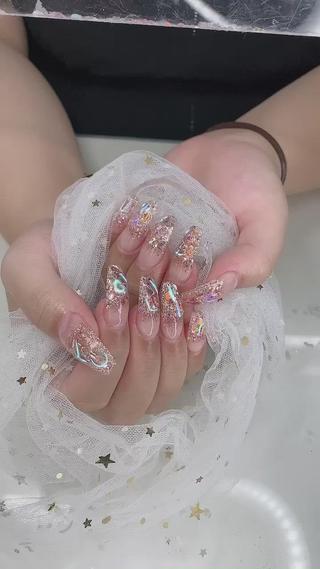 ネイル R salonのネイルデザイン