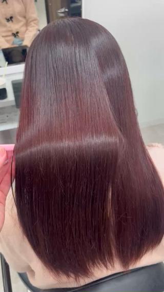 チェリーピンク
ブリーチなしダブルカラーをすると綺麗にお色が入る可能性がございます 