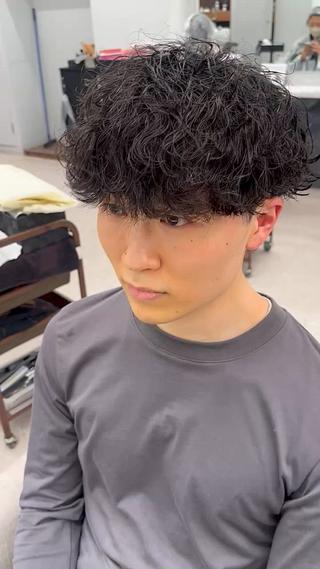パーマ メンズ 🍐シャドウパーマ メンズ特化/守岡🍐のヘアスタイル