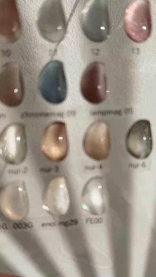 少しずつ集めたマグネット達

#ニュアンスネイル#鉱物ネイル#マグネットネイル#ちゅるんネイル#淡色ネイル#オフィスネイル#ニュアンス#ネイルデザイン#シンプルネイル#奥行きネイル 