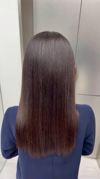 日々のアイロンやカラーによるダメージがあっても、お客様一人一人に合ったお薬で綺麗に施術させて頂きます️️
是非1度お任せ下さい 
