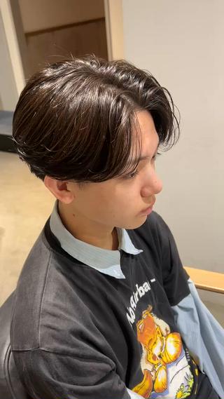 ミディアム パーマ メンズ メンズカットパーマ ✂️ JOYAのヘアスタイル