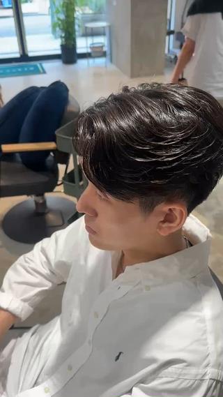 メンズカット　メンズパーマ　カットパーマ　センターパート　ニュアンスパーマ　ニュアンスセンターパート　毛流れパーマ　韓国　韓国ヘア 