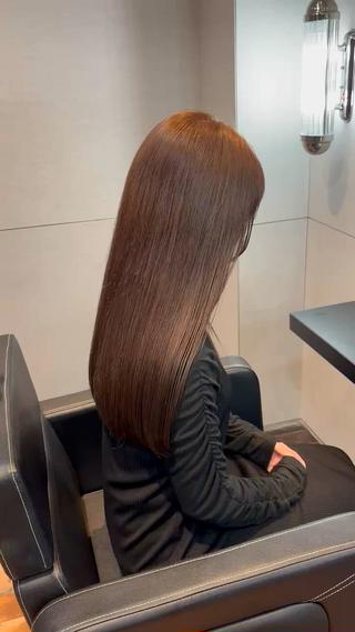 ベージュ系カラー 