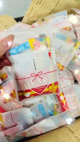 いつも有り難う御座います。
京都山科fleur◡̈です。
・
数あるサロンの中から
fleur◡̈をお選びいただき
誠に有り難う御座います。
・
お客様へ日頃の感謝の
想いを込めまして(*ฅ́˘ฅ̀*)
R7年2月1日(土)〜2月28日(金)迄
心許りでは御座いますが
ご来店いただきましたお客様に
◡̈バレンタインプレゼントを
ご用意させていただいております。
是非是非お持ち帰り下さいませ〜
v(*´︶`*)ℓơvє♡
・
大切なお時間を◡̈
お過ごしいただけますように
真心を込めてお努めして参ります。
皆様のご来店の程 
心よりお待ちしておりますm(_ _)m 