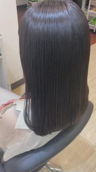 ミディアム wa daのヘアスタイル