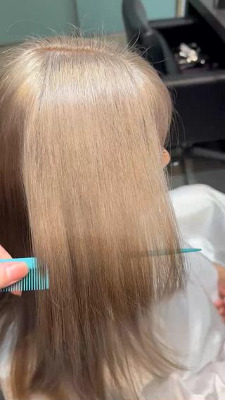 ミディアム カラー WELLY  TOKYO所属・🌈レイヤーカット/ ハイトーン🌈タクマのヘアスタイル