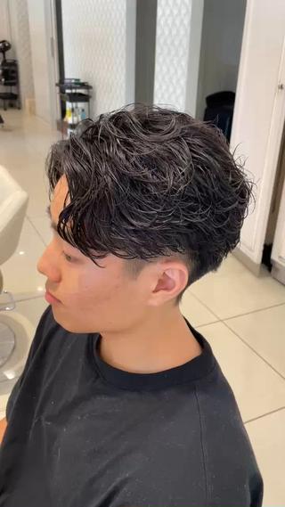 シャドウパーマとフェザーパーマのMIXスタイル 