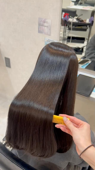 初めての縮毛矯正もお任せ下さい 