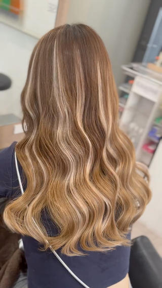 ロング カラー 横浜/エクステ特化× 艶カラー/あいかのヘアスタイル