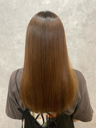 艶髪ナチュラル縮毛矯正 