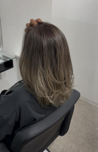 レイヤーカットとバレイヤージュの相性◎ 