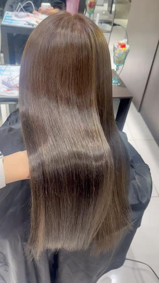 ロング sakura 🪽 艶カラー/髪質改善のヘアスタイル