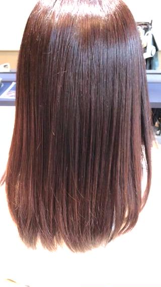 カラーはピンクベージュカラー！カラーに髪質改善トリートメントをミックスして艶髪へ！ 